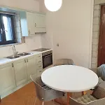 Stone Village Apartman Eleónasz
